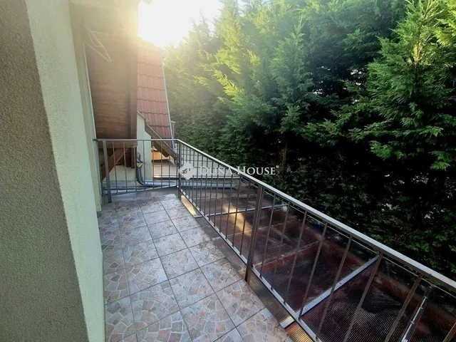 Eladó ház Üllő 145 nm