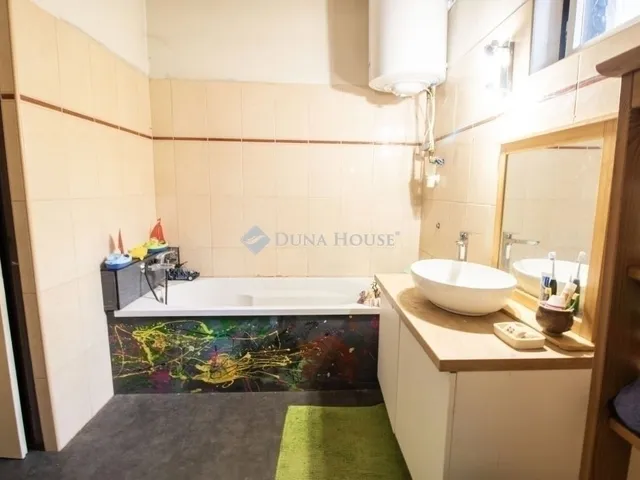 Eladó ház Ecser 168 nm