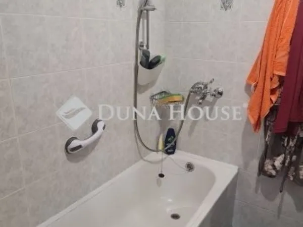 Eladó ház Monor 68 nm