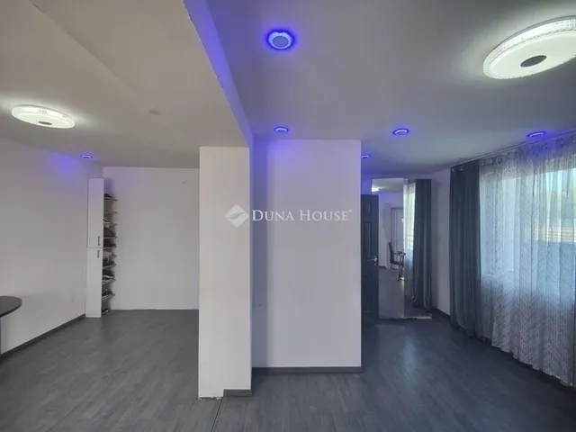 Eladó lakás Üllő 32 nm