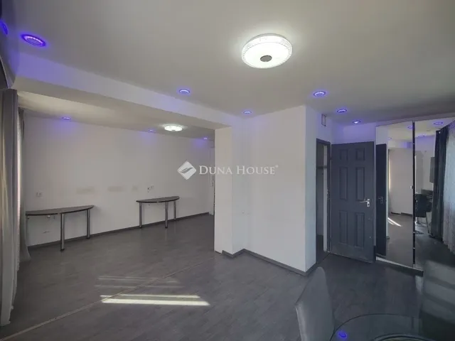 Eladó lakás Üllő 32 nm