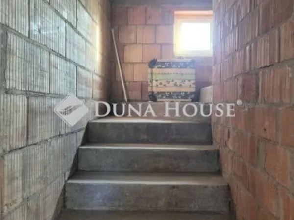 Eladó ház Monor 267 nm