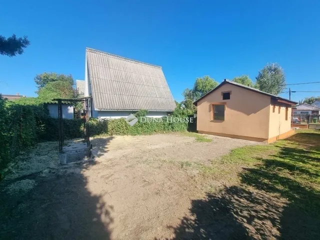 Eladó üdülő és hétvégi ház Tóalmás 30 nm