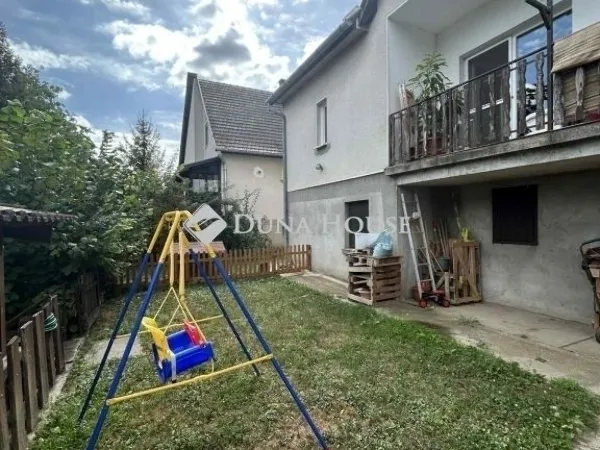 Eladó ház Mende 155 nm