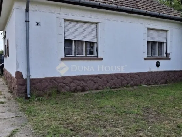 Eladó ház Tápiószecső 81 nm