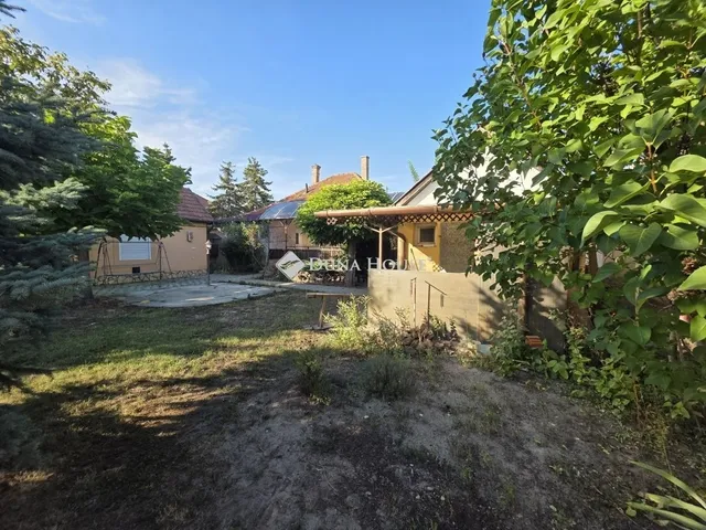 Eladó ház Cegléd 195 nm