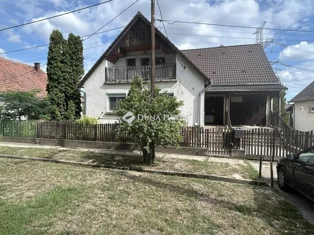Eladó ház Mende 155 nm