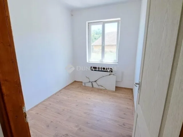 Eladó ház Zsámbok 89 nm