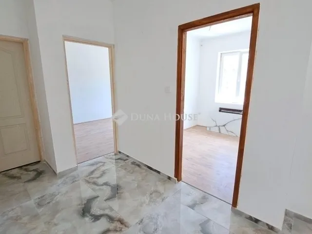 Eladó ház Zsámbok 89 nm