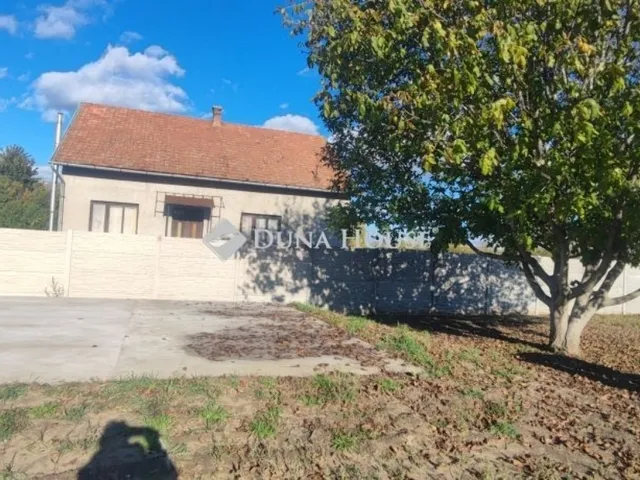 Eladó ház Tóalmás 210 nm