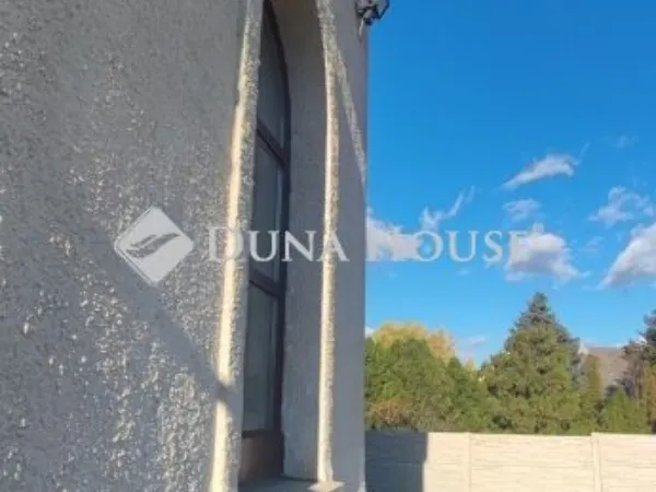 Eladó ház Tóalmás 210 nm