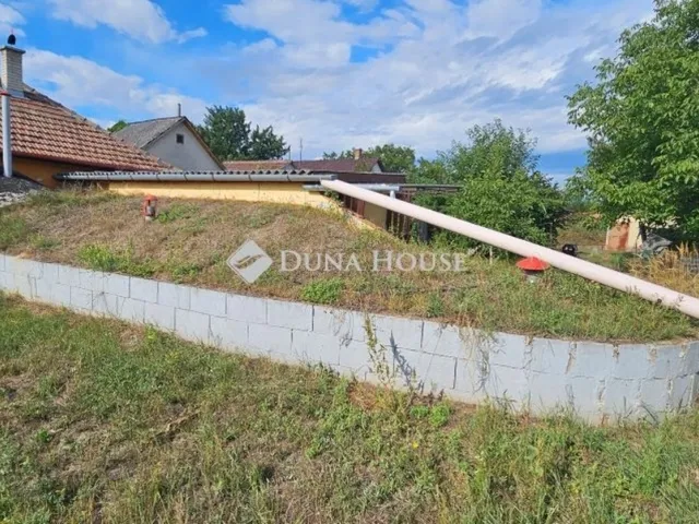 Eladó mezőgazdasági ingatlan Kóka 76 nm