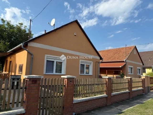 Eladó ház Nagykőrös 83 nm