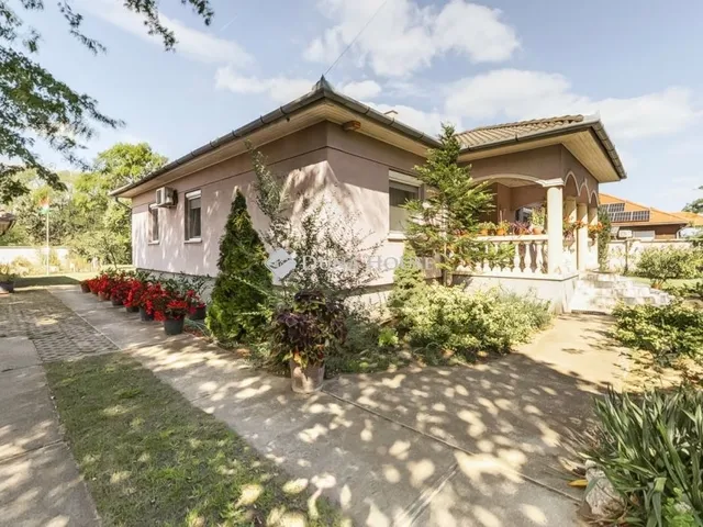 Eladó ház Táborfalva 145 nm