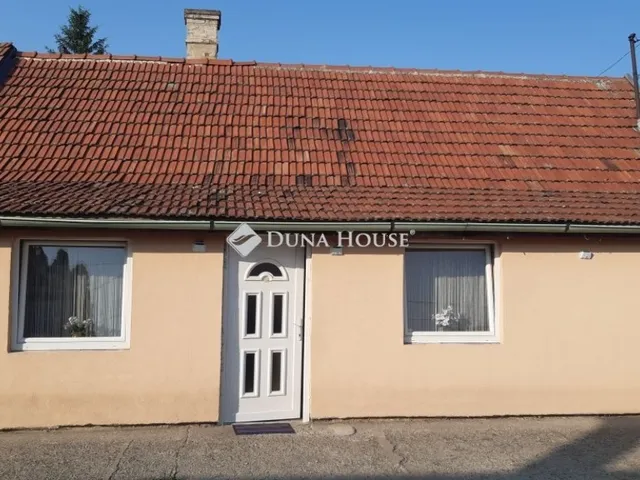 Eladó ház Jászberény 68 nm