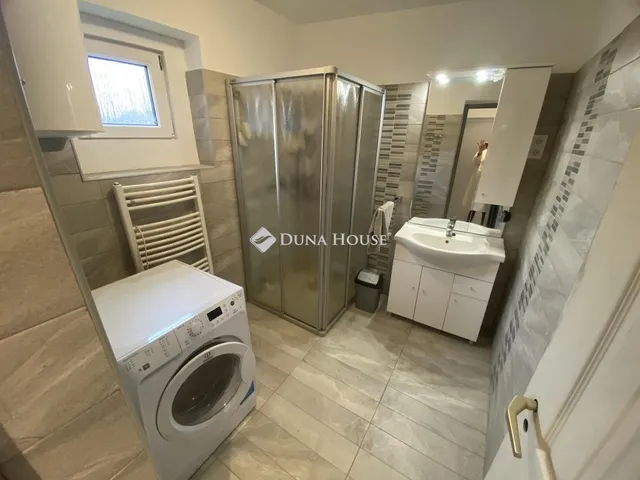 Eladó ház Ladánybene 80 nm