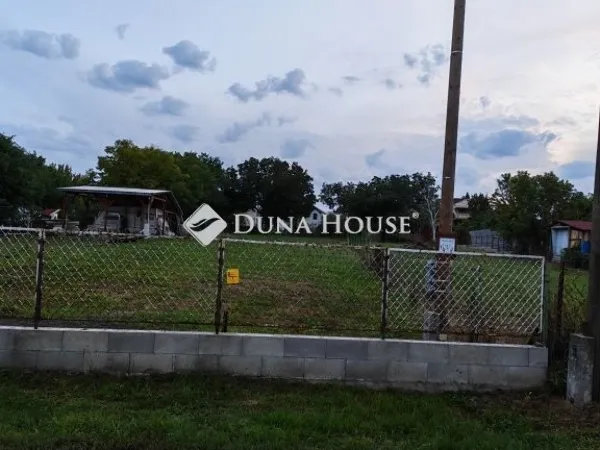 Eladó telek Tóalmás 635 nm