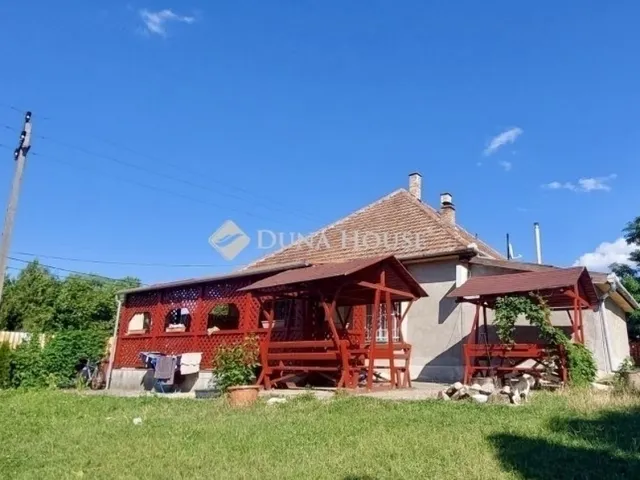 Eladó ház Tóalmás 148 nm