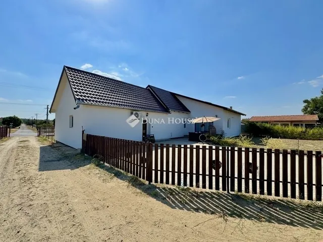 Eladó ház Kóka 147 nm