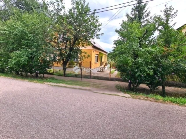 Eladó ház Gyömrő 180 nm