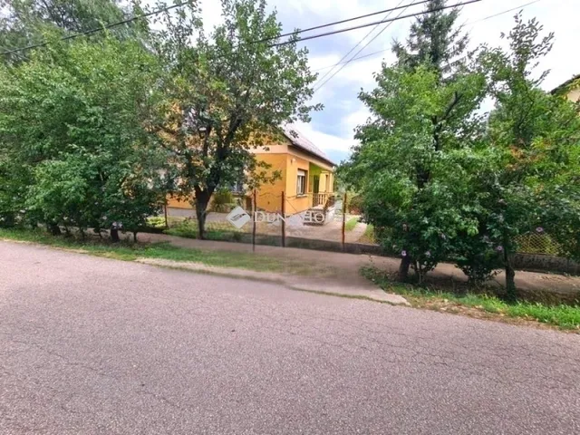 Eladó ház Gyömrő 180 nm