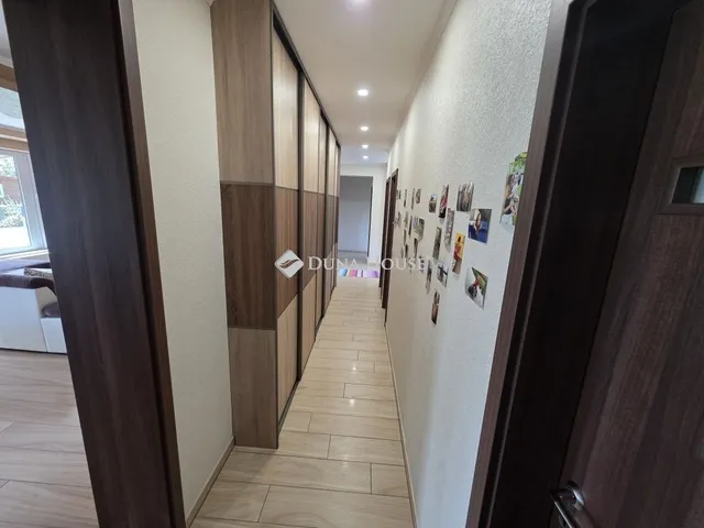 Eladó ház Cegléd 225 nm