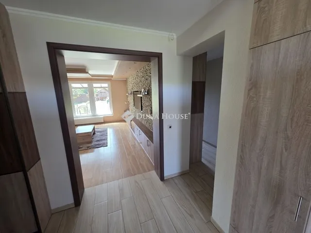 Eladó ház Cegléd 225 nm