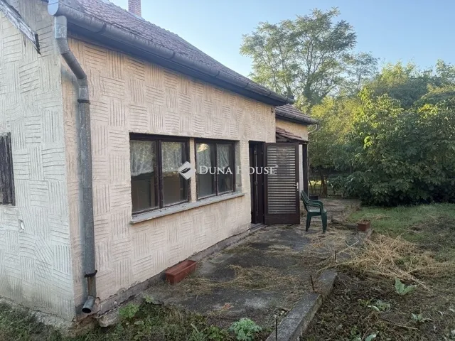 Eladó ház Pécel 150 nm