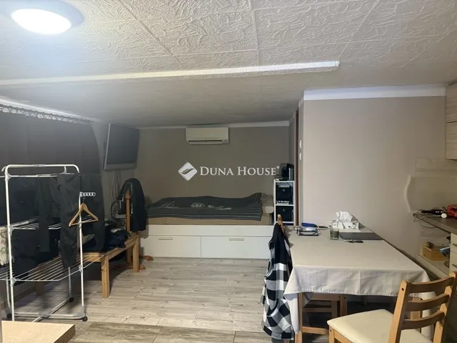 Eladó ház Pécel 150 nm