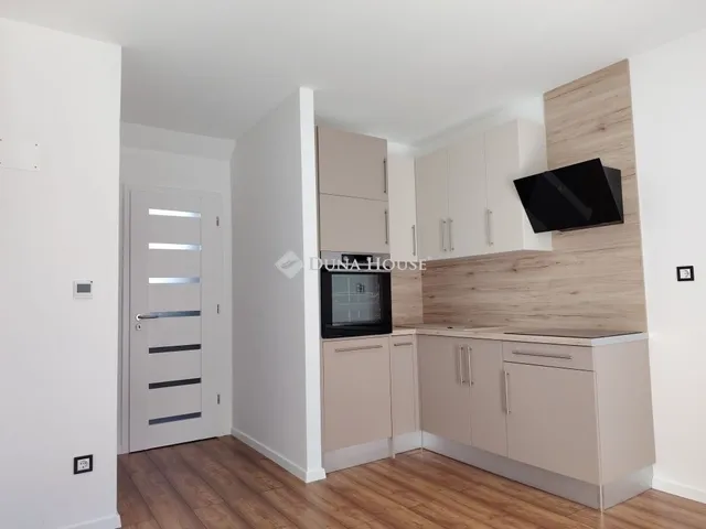 Eladó lakás Budapest XVI. kerület 42 nm