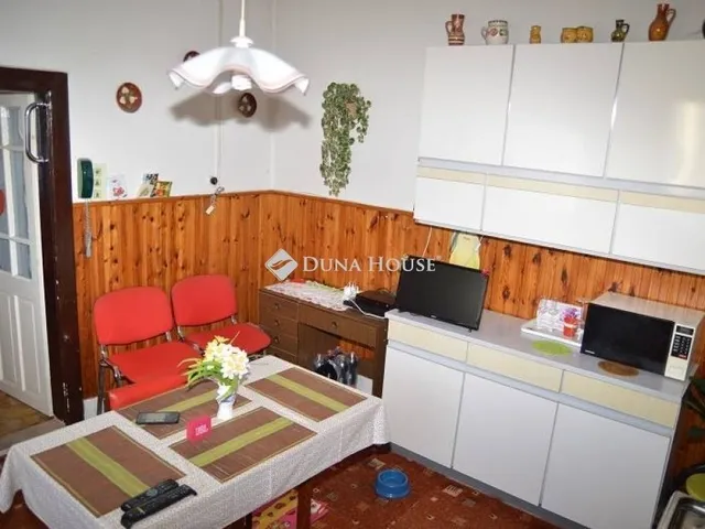 Eladó ház Tápióbicske 70 nm