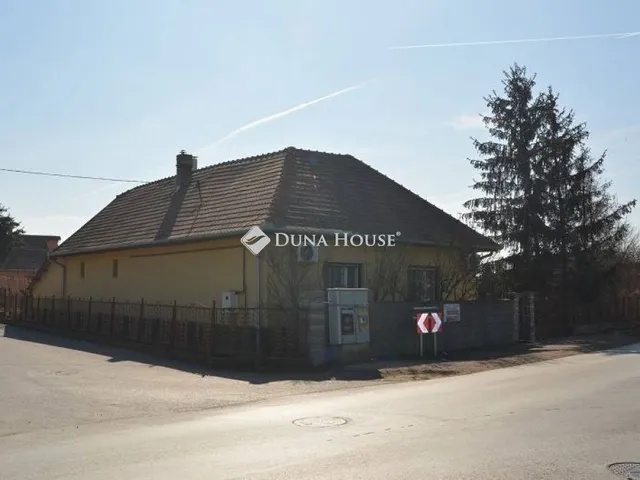 Eladó ház Tápióbicske 70 nm