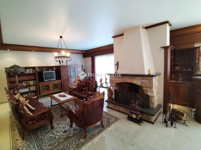 Eladó ház Kiskunlacháza 359 nm