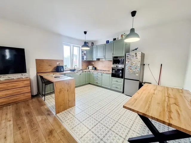 Eladó lakás Monor 87 nm