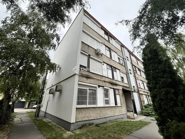 Eladó lakás Monor 63 nm