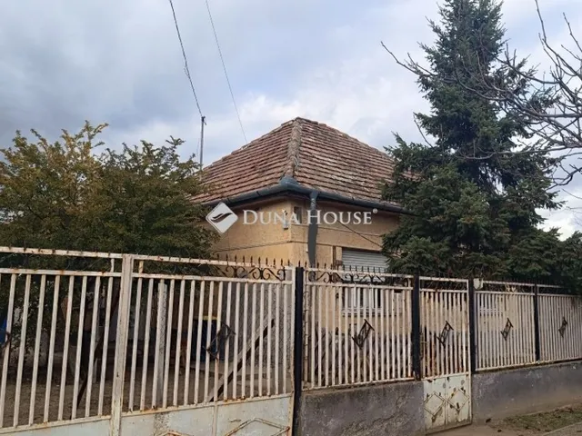 Eladó ház Szentmártonkáta 95 nm