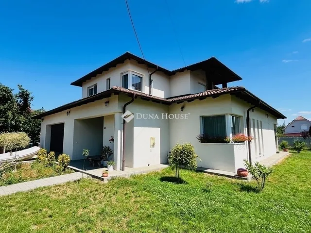 Eladó ház Dunavarsány 277 nm