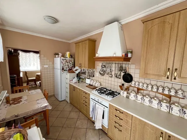 Eladó ház Dunaújváros 160 nm