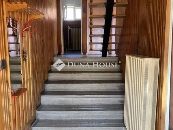 Eladó ház Nagykáta 135 nm