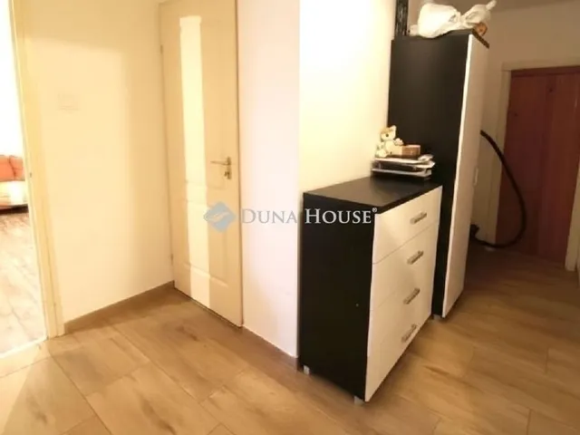 Eladó ház Üllő 161 nm