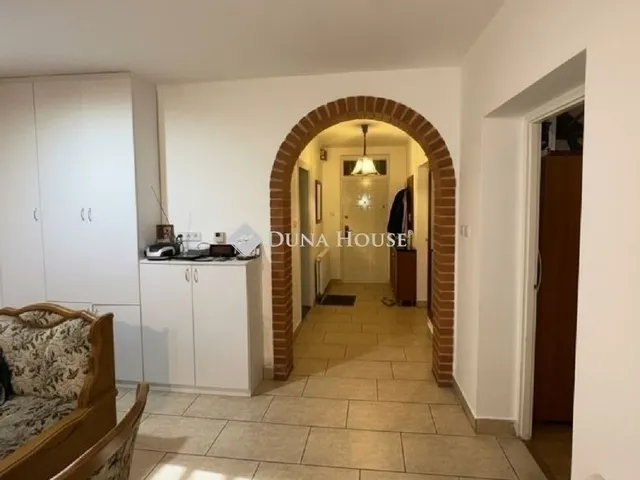 Eladó ház Üllő 161 nm