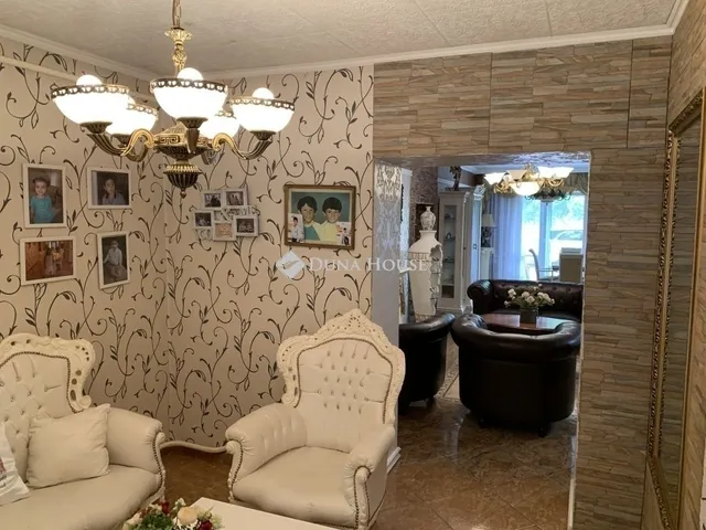 Eladó ház Örkény 157 nm