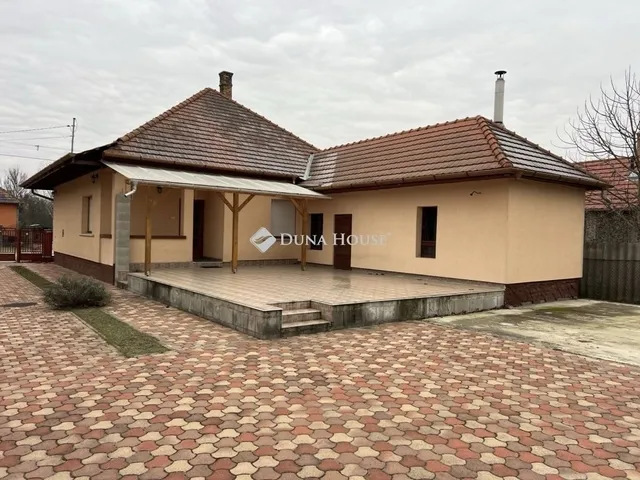 Eladó ház Kóka 68 nm