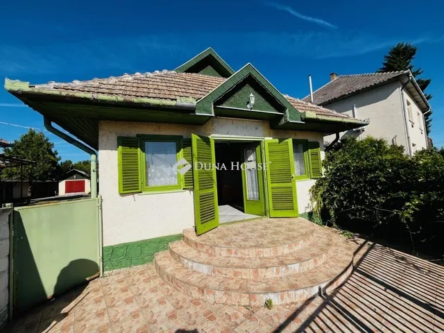 Eladó kereskedelmi és ipari ingatlan Tápiószecső 32 nm