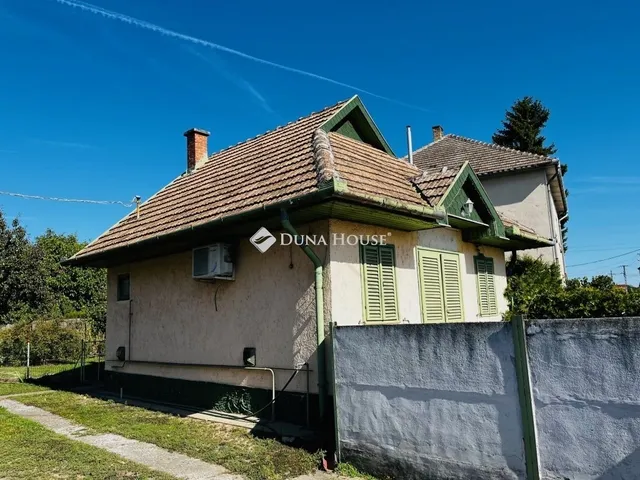 Eladó kereskedelmi és ipari ingatlan Tápiószecső 32 nm