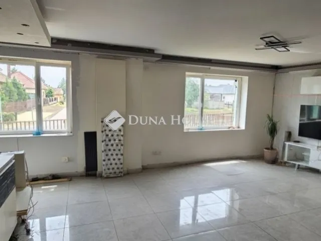 Eladó ház Tápiószecső 140 nm