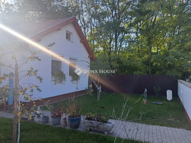Eladó ház Dánszentmiklós 62 nm