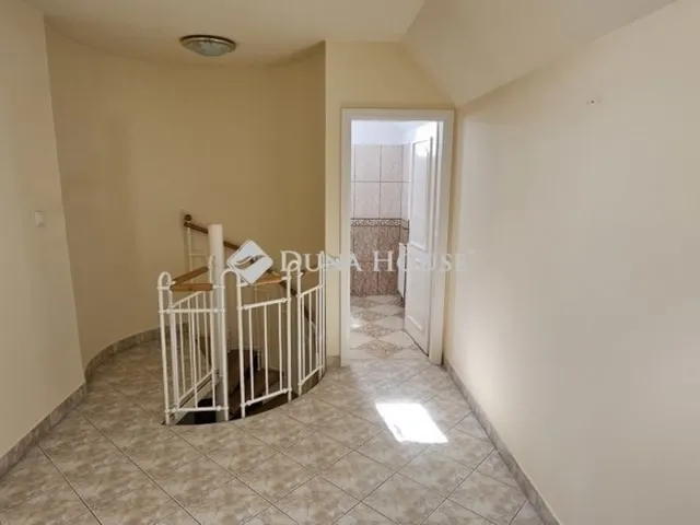 Eladó ház Tápiószecső 270 nm