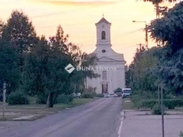 Eladó ház Kóka 101 nm