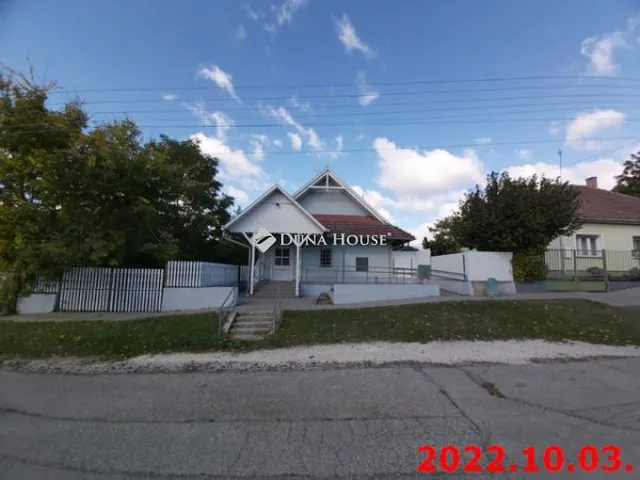 Eladó kereskedelmi és ipari ingatlan Tápiószecső 134 nm